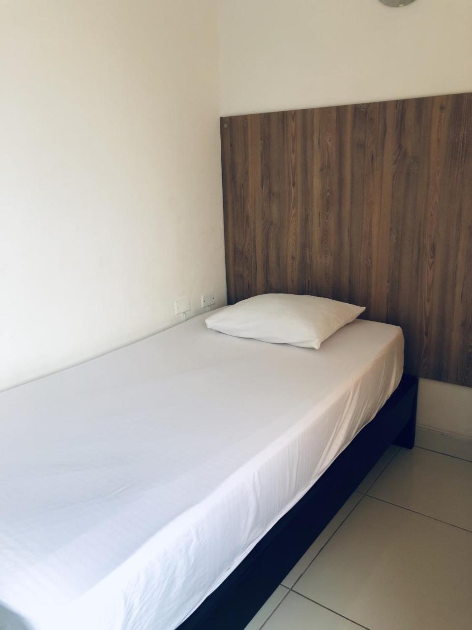 Hotel Center Plaza Plus Кукута Екстер'єр фото
